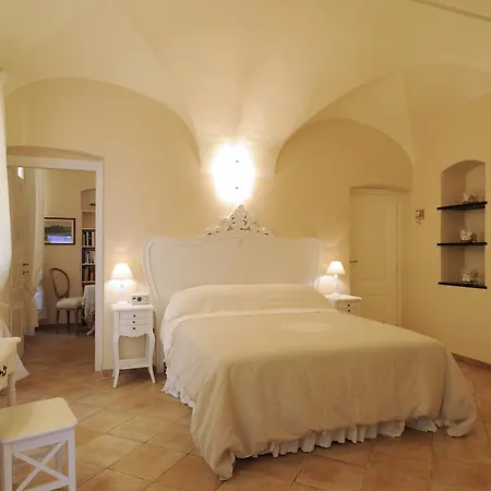 Corallini Bed & Breakfast *